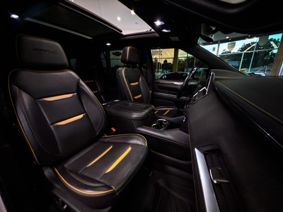 2022 Gmc Yukon XL AT4 photo 28
