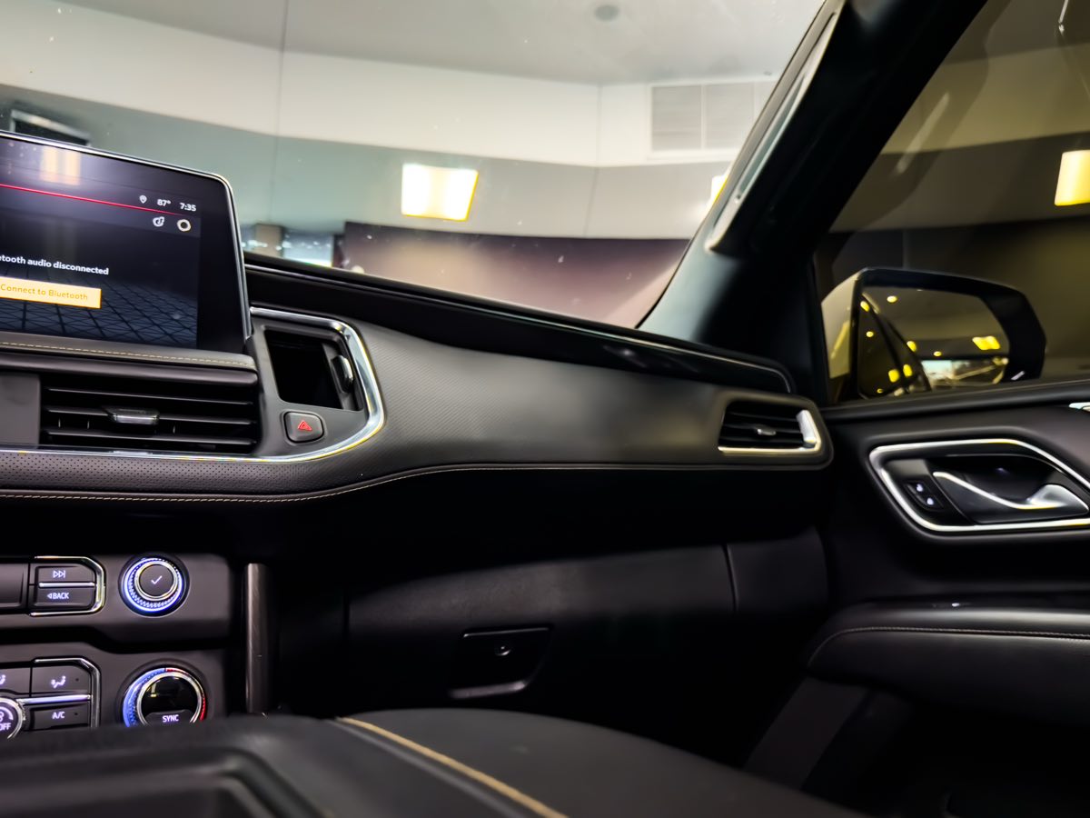 2022 Gmc Yukon XL AT4 photo 30