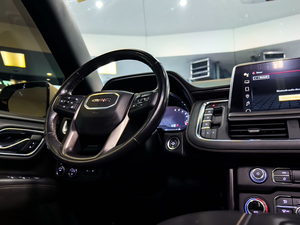 2022 Gmc Yukon XL AT4 photo 31