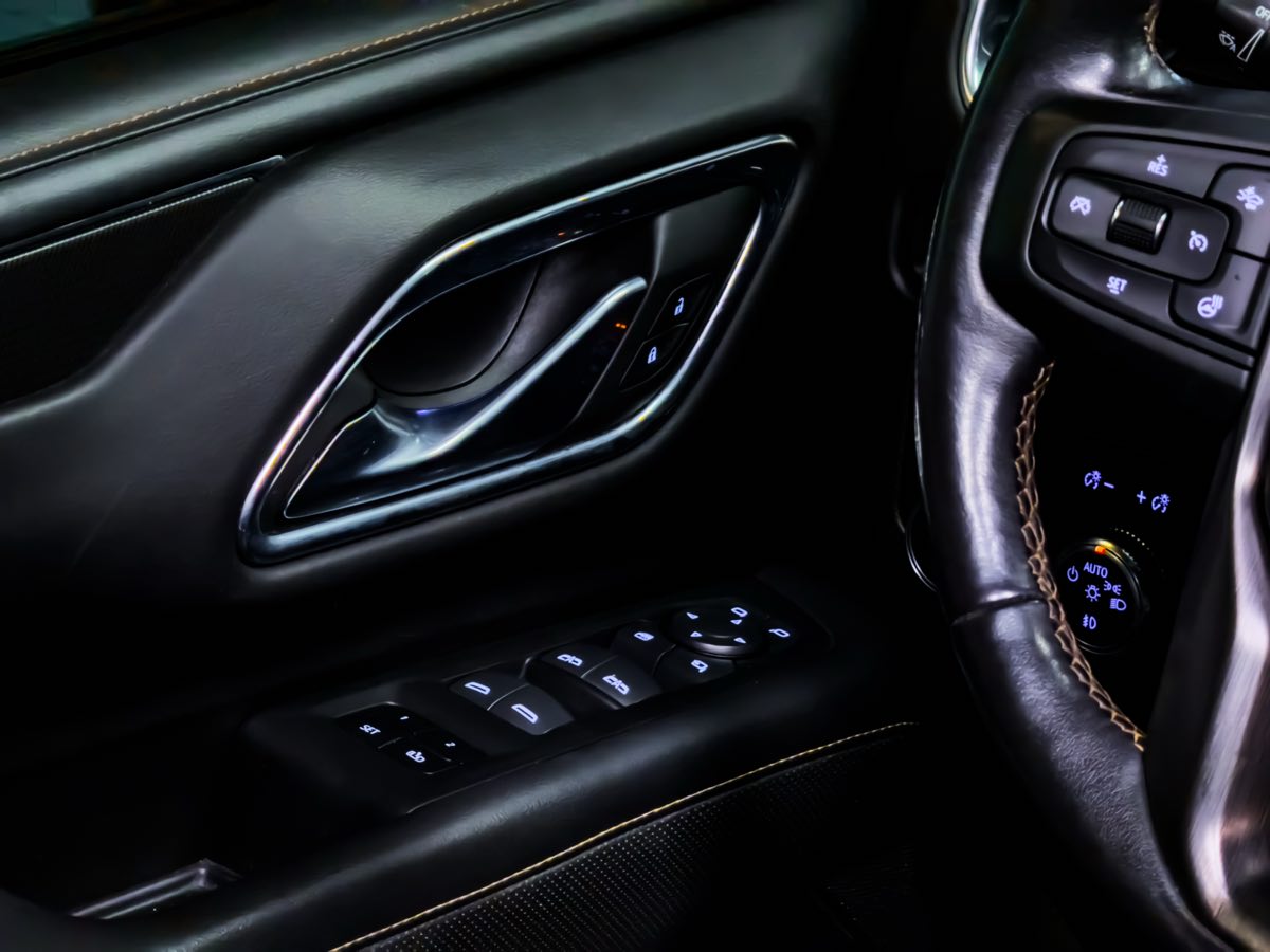 2022 Gmc Yukon XL AT4 photo 35