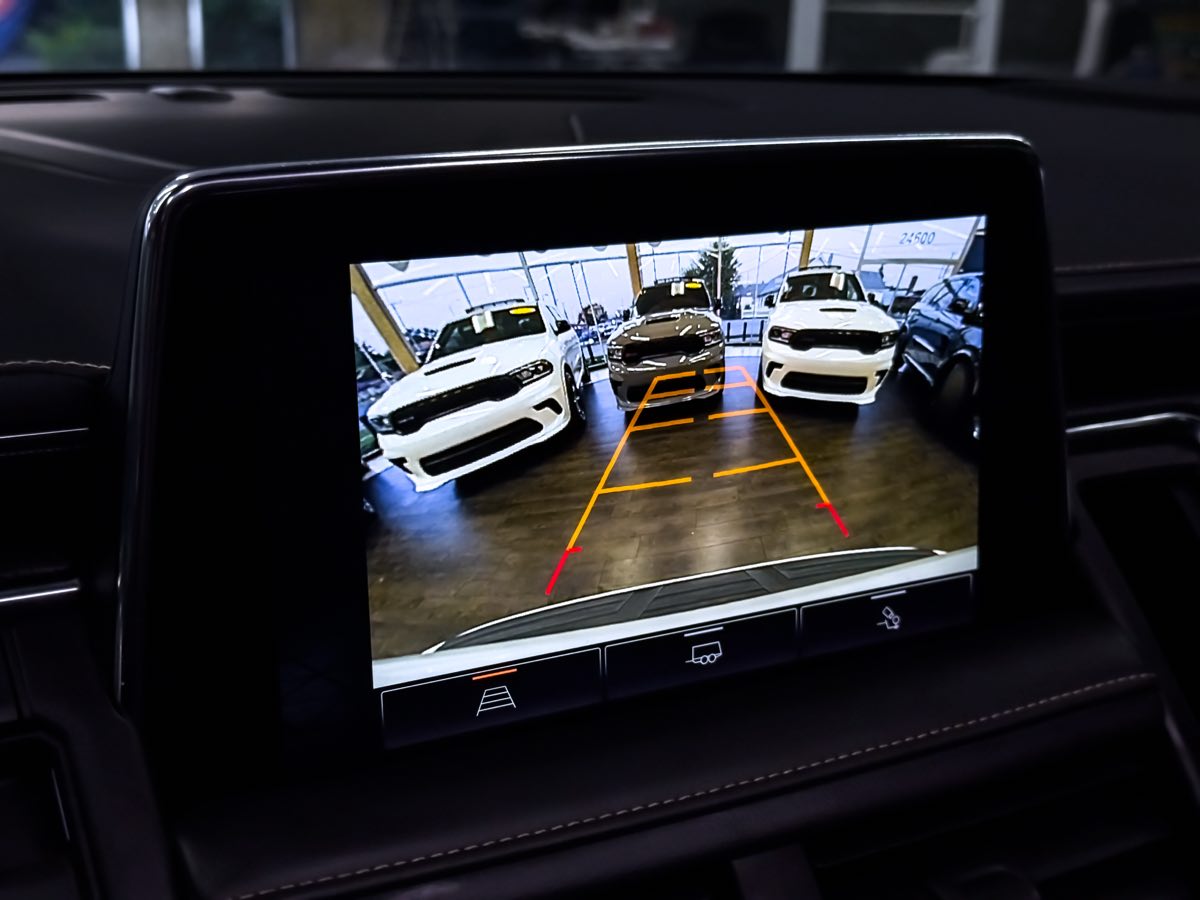 2022 Gmc Yukon XL AT4 photo 43