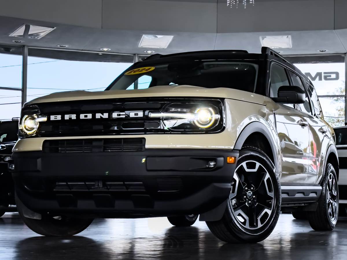 2024 Ford Bronco Sport Outer Banks photo 4