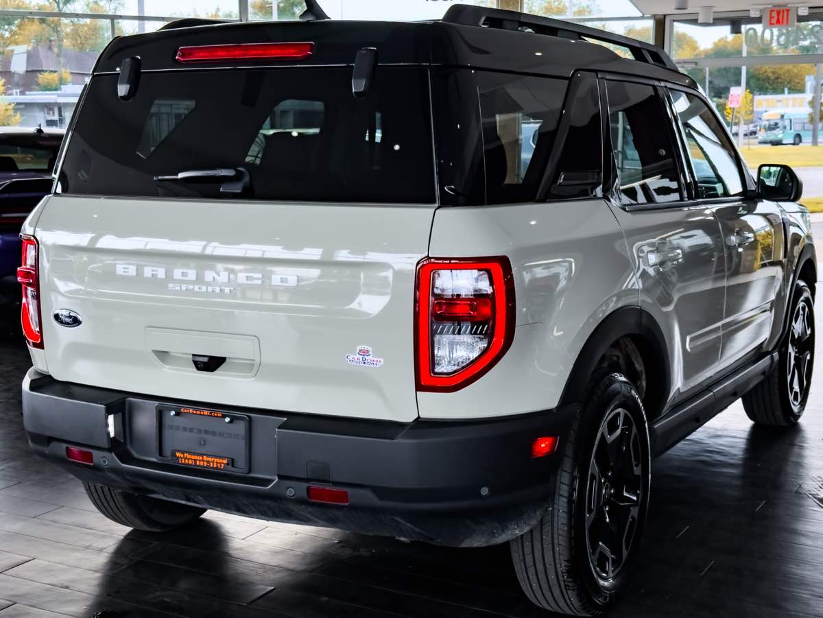2024 Ford Bronco Sport Outer Banks photo 10