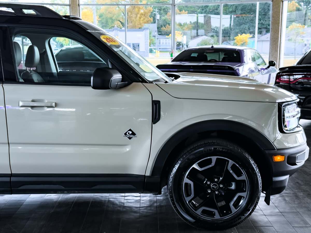 2024 Ford Bronco Sport Outer Banks photo 12