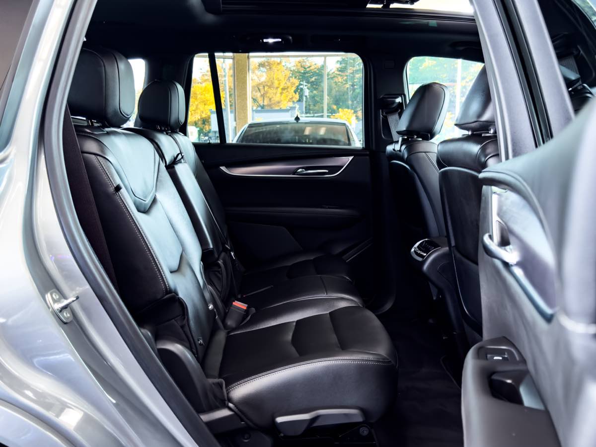 2024 Cadillac XT6 Luxury photo 17