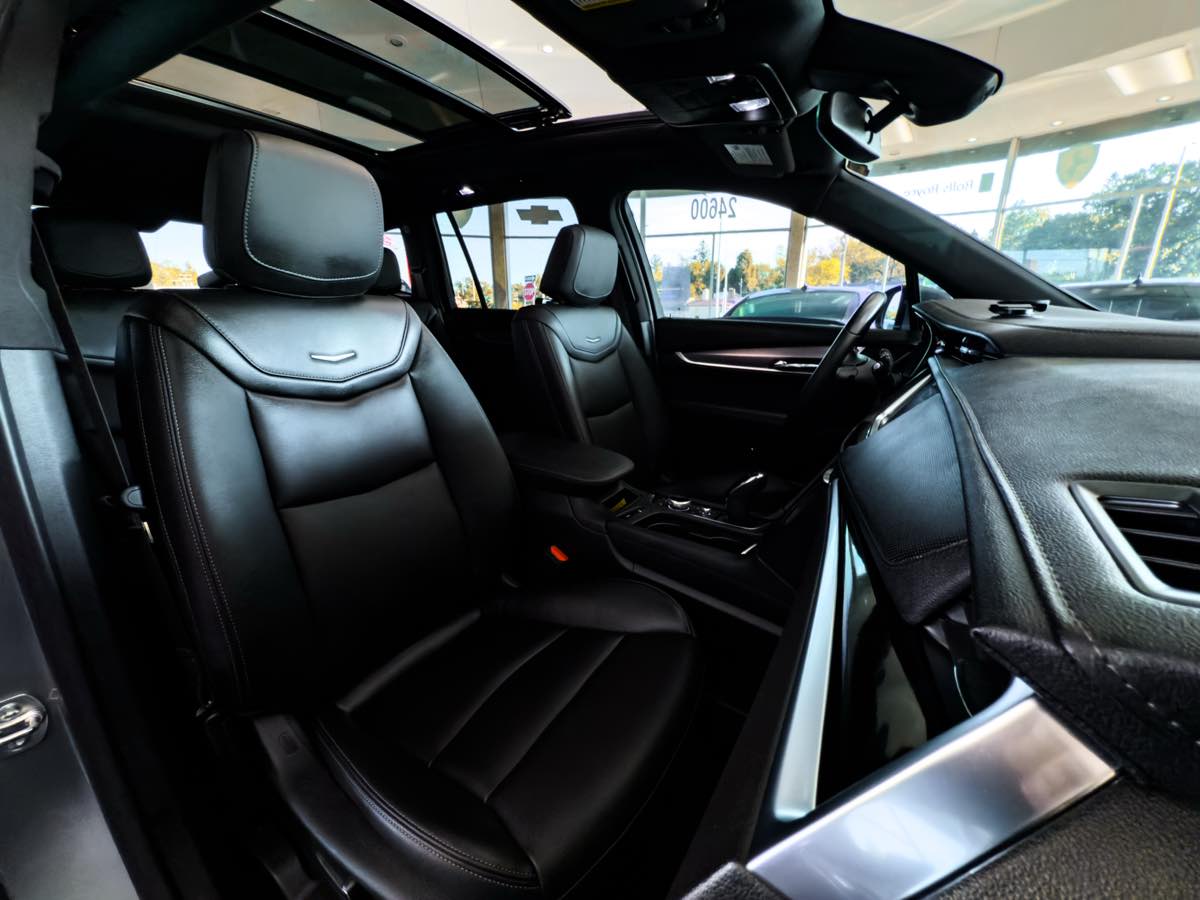 2024 Cadillac XT6 Luxury photo 19