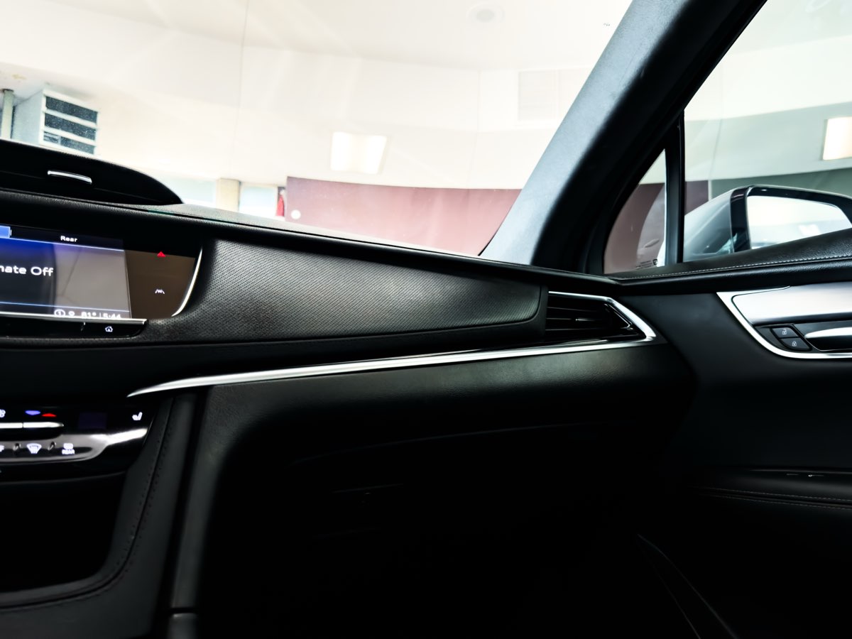 2024 Cadillac XT6 Luxury photo 23