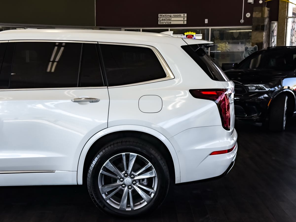 2024 Cadillac XT6 Premium Luxury photo 7