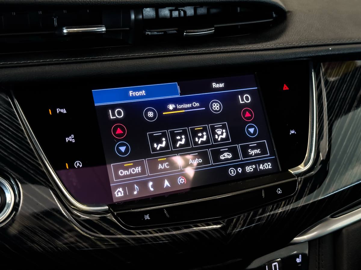 2024 Cadillac XT6 Premium Luxury photo 35