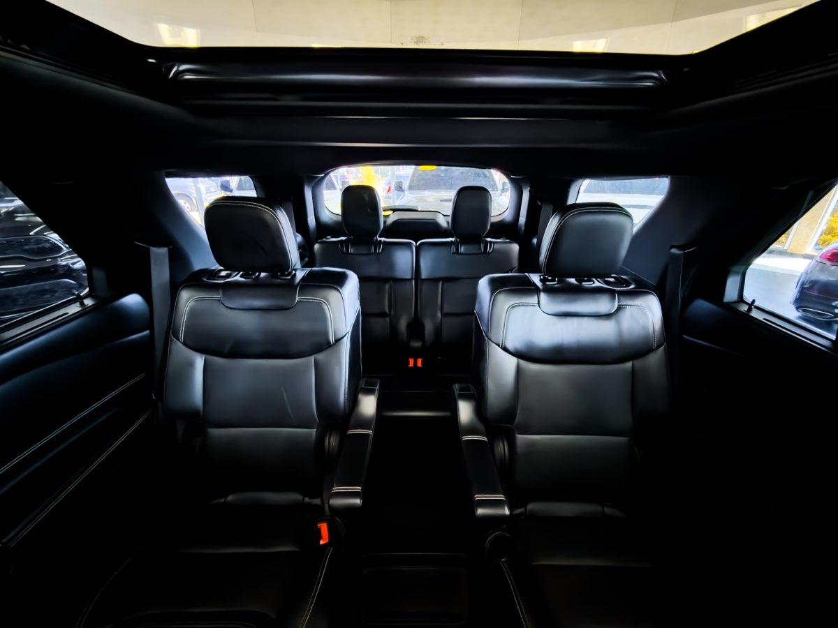 2021 Ford Explorer ST photo 26