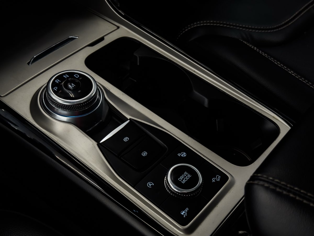 2021 Ford Explorer ST photo 36