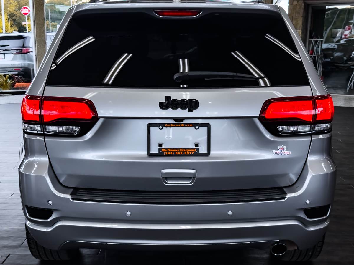 2020 Jeep Grand Cherokee Altitude photo 9