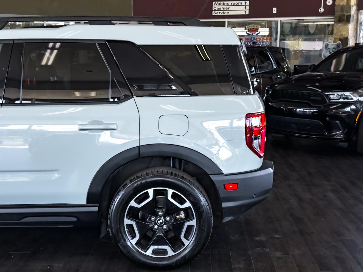2023 Ford Bronco Sport Outer Banks photo 3