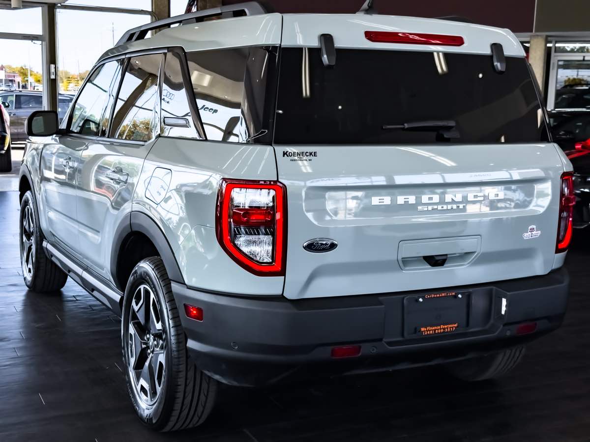 2023 Ford Bronco Sport Outer Banks photo 4