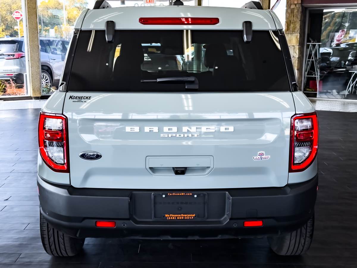 2023 Ford Bronco Sport Outer Banks photo 5