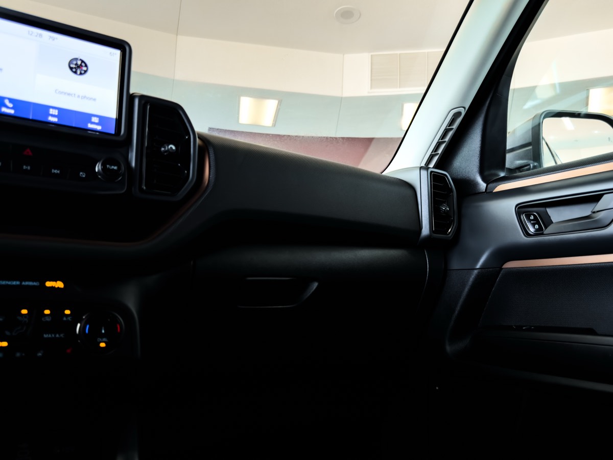 2023 Ford Bronco Sport Outer Banks photo 23