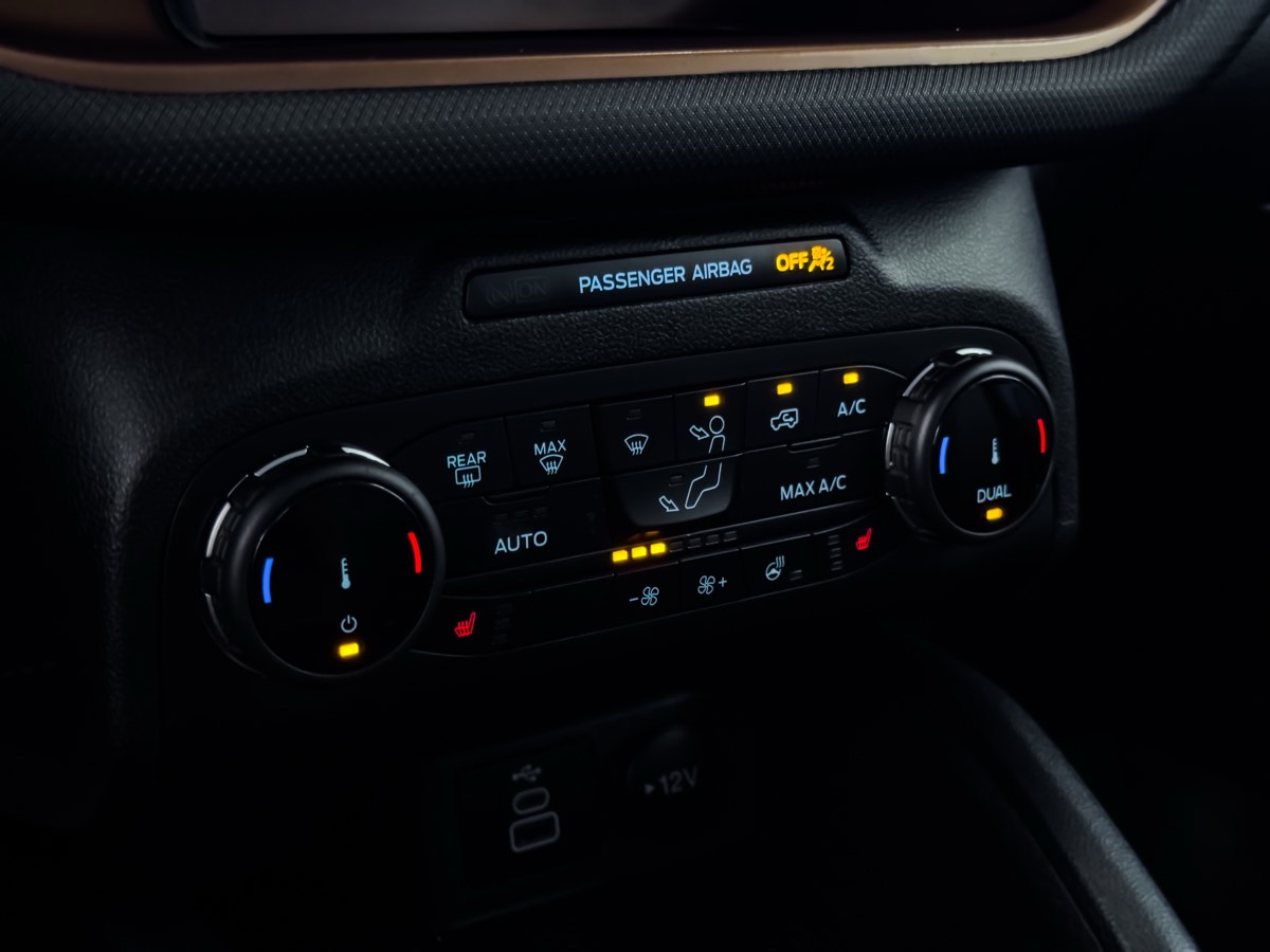 2023 Ford Bronco Sport Outer Banks photo 32