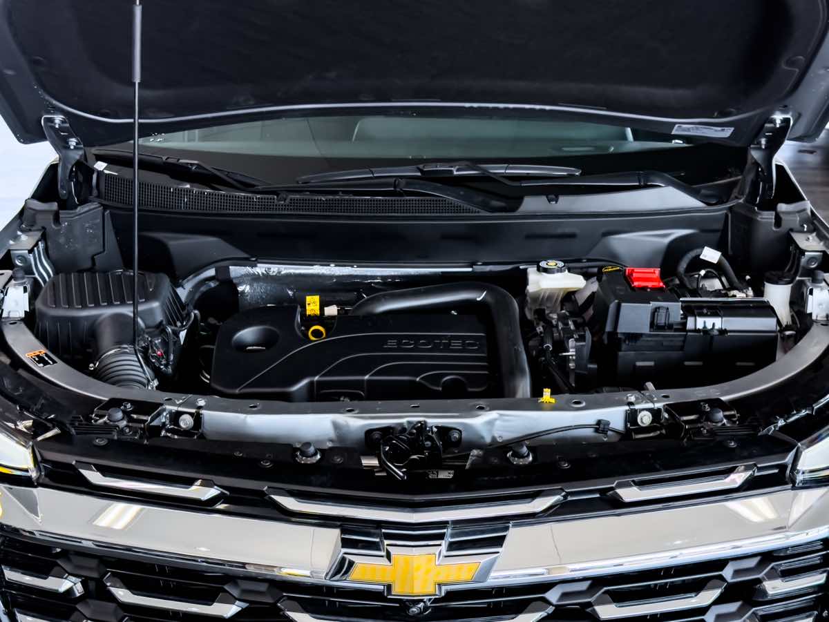 2025 Chevrolet Equinox LT photo 19
