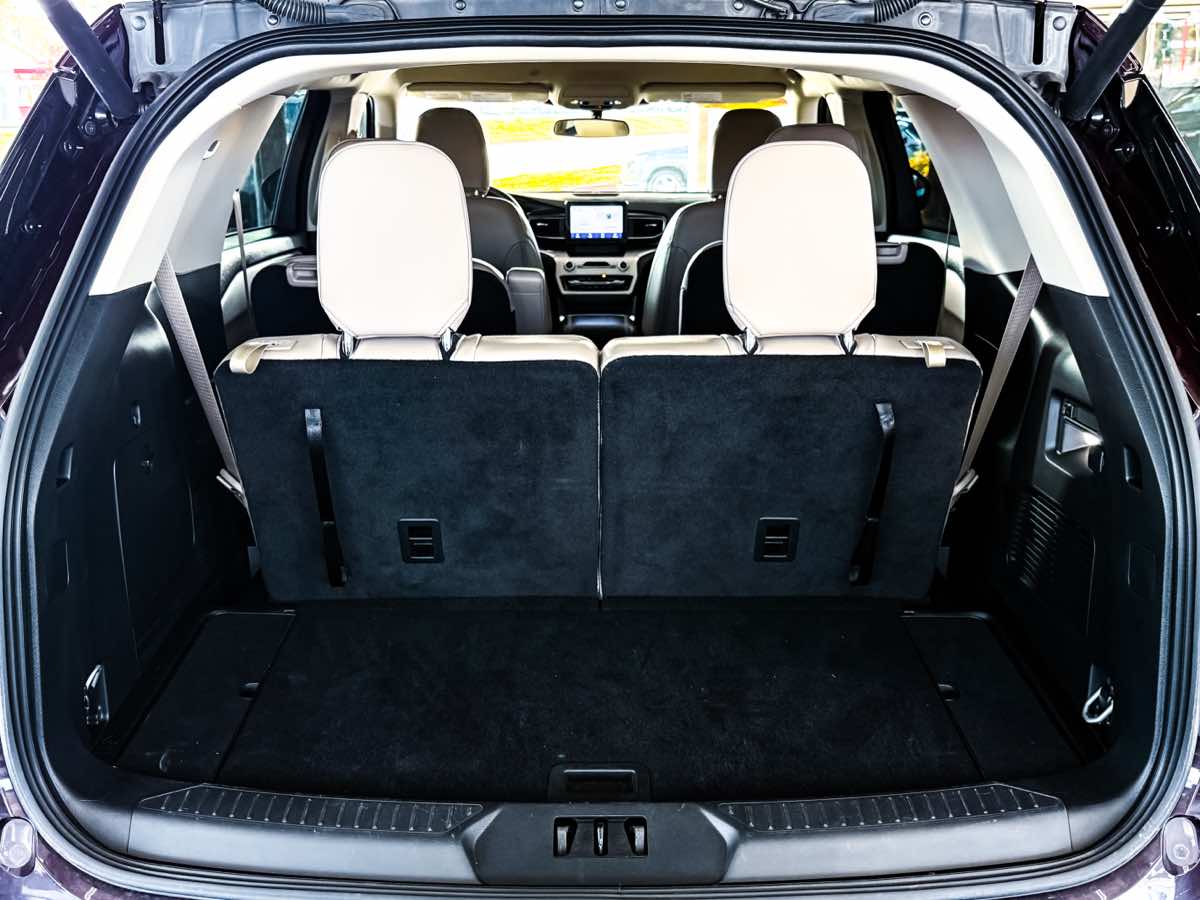 2023 Ford Explorer XLT photo 15
