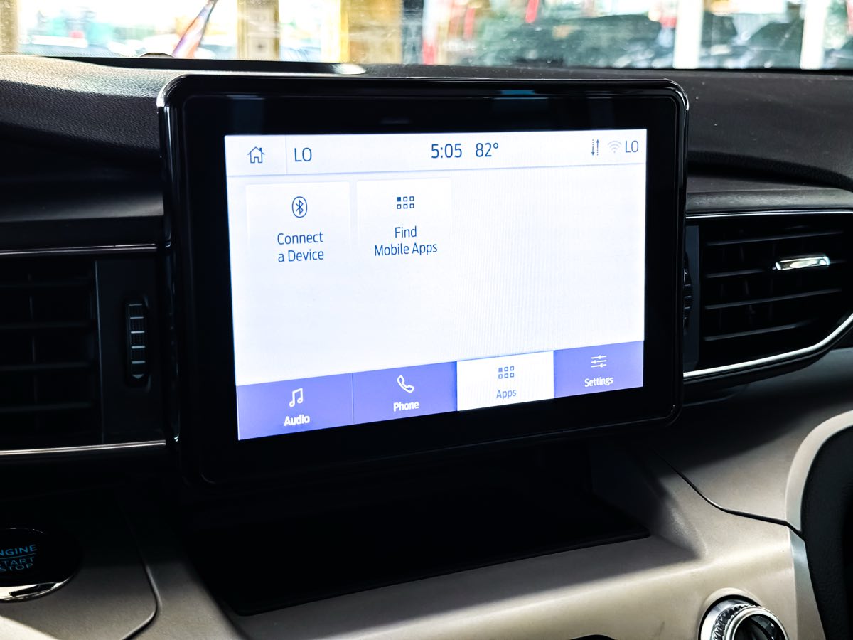 2023 Ford Explorer XLT photo 33