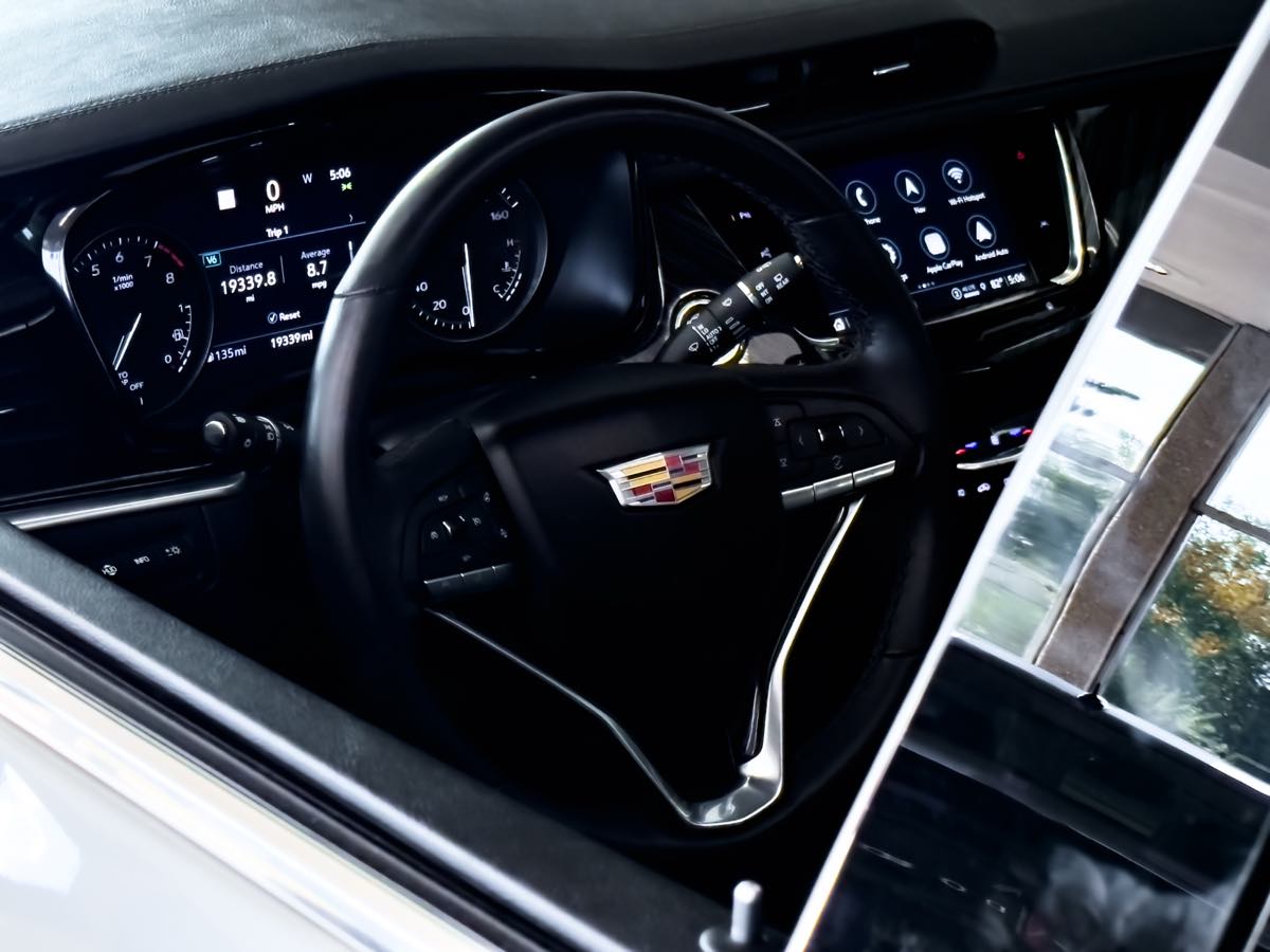 2024 Cadillac XT6 Premium Luxury photo 16