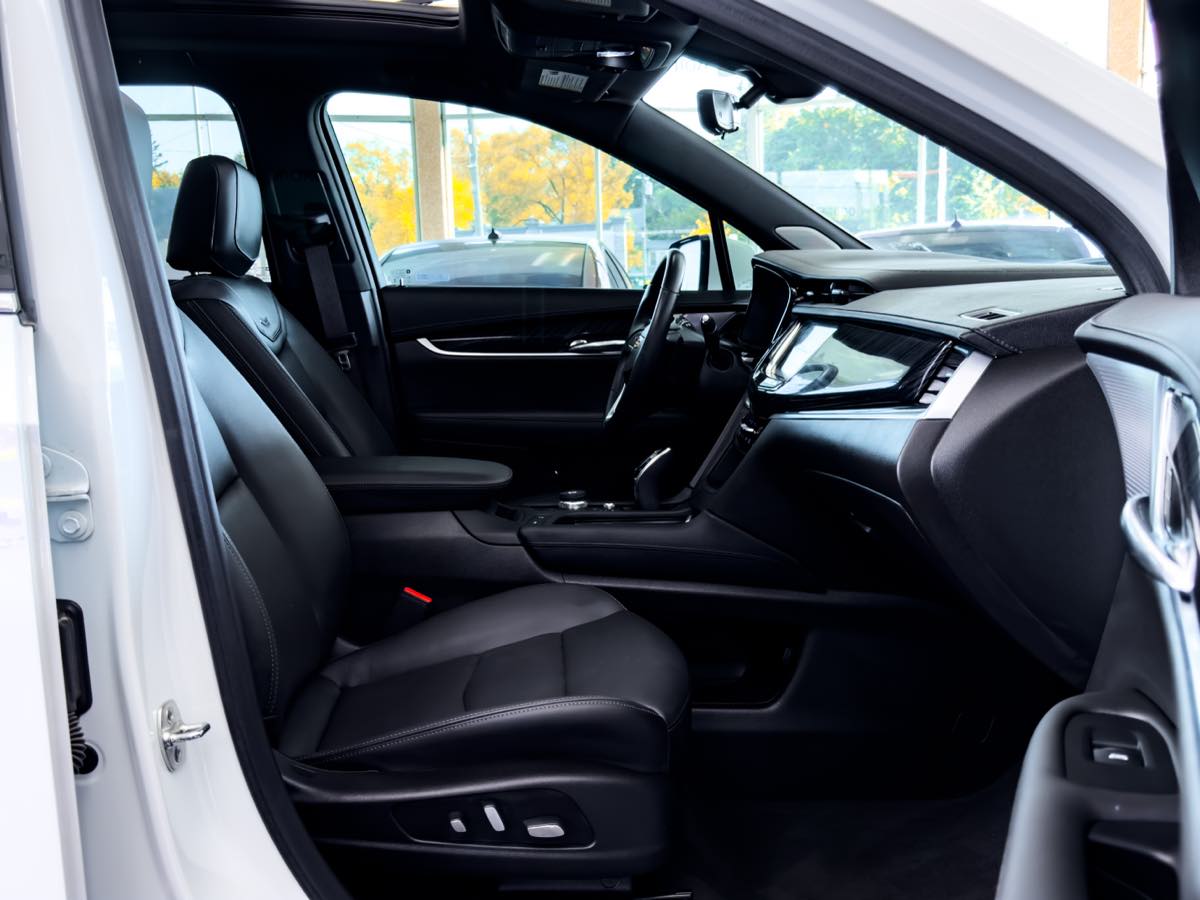 2024 Cadillac XT6 Premium Luxury photo 21