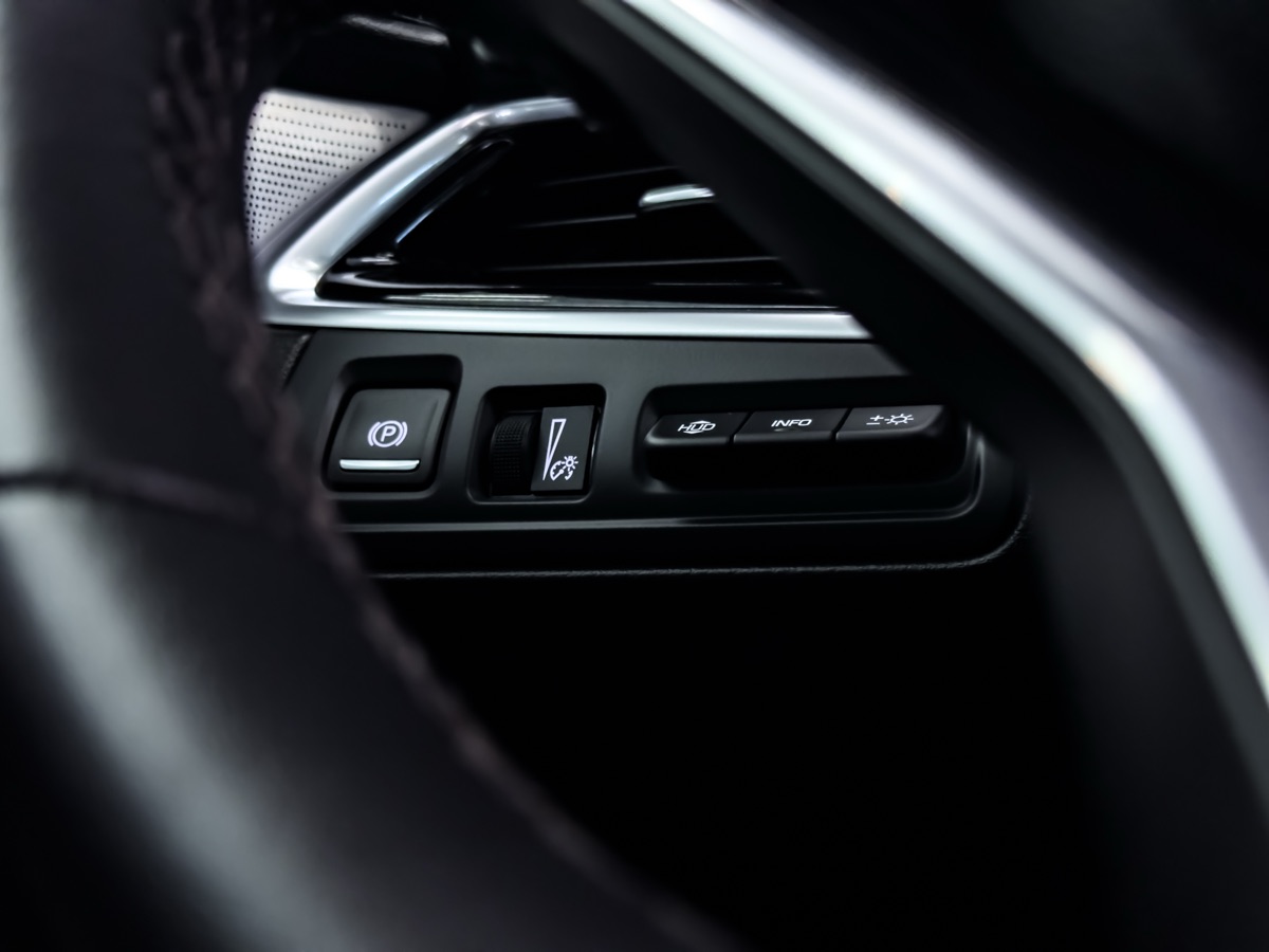 2024 Cadillac XT6 Premium Luxury photo 30