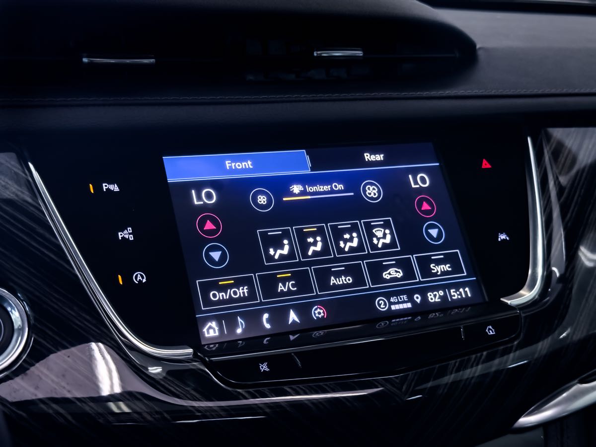 2024 Cadillac XT6 Premium Luxury photo 36