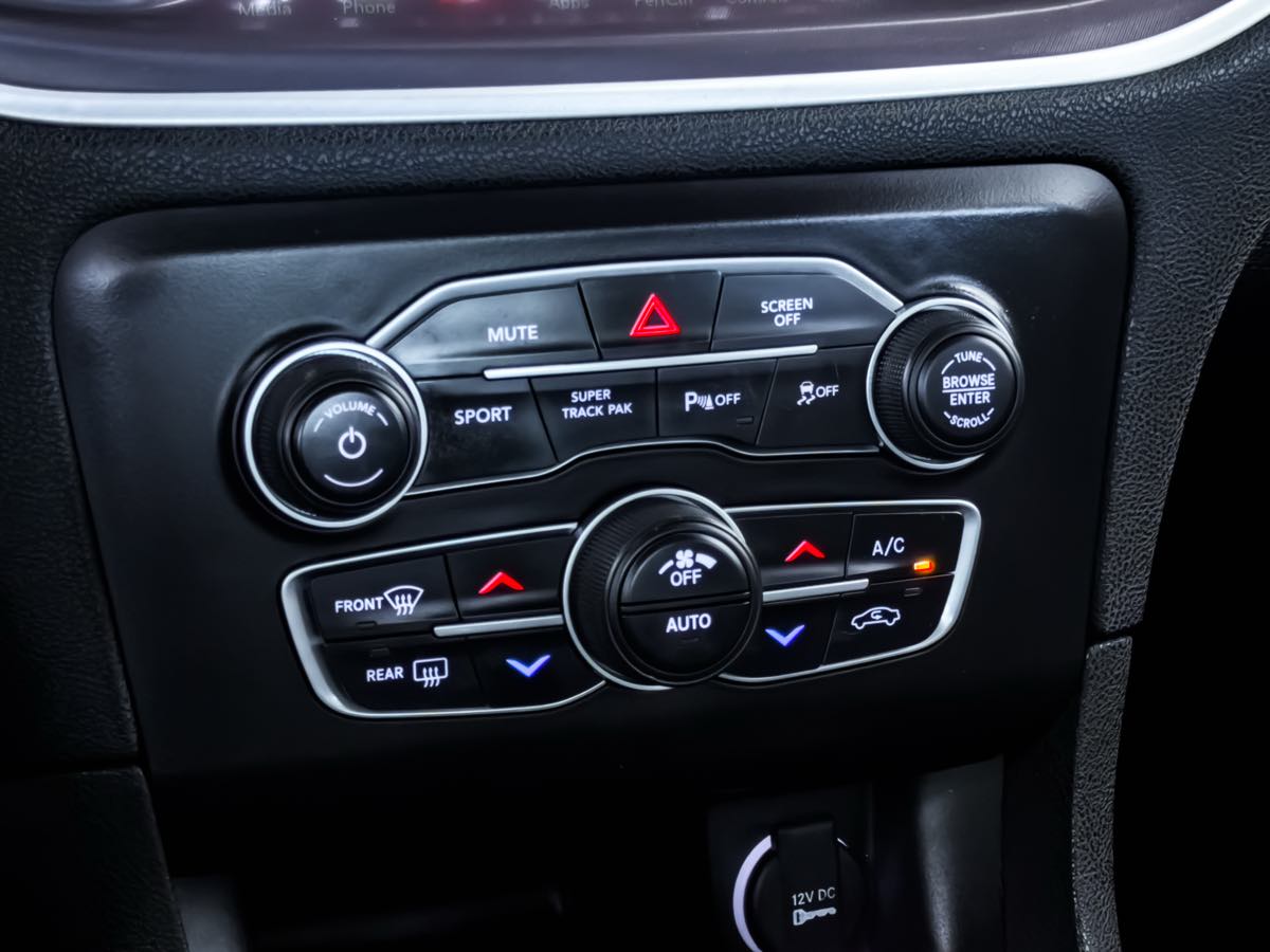 2022 Dodge Charger GT photo 37