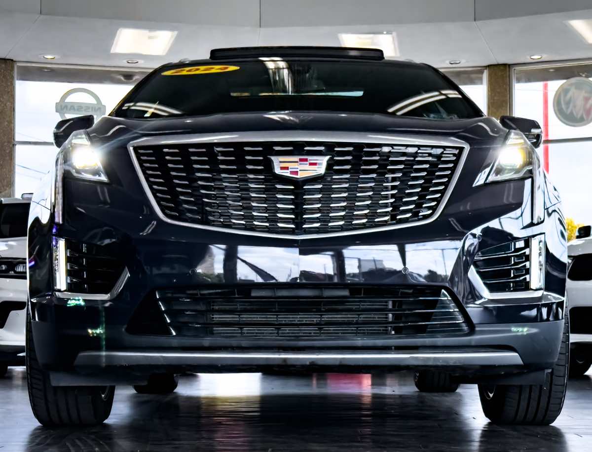 2024 Cadillac XT5 Premium Luxury photo 2