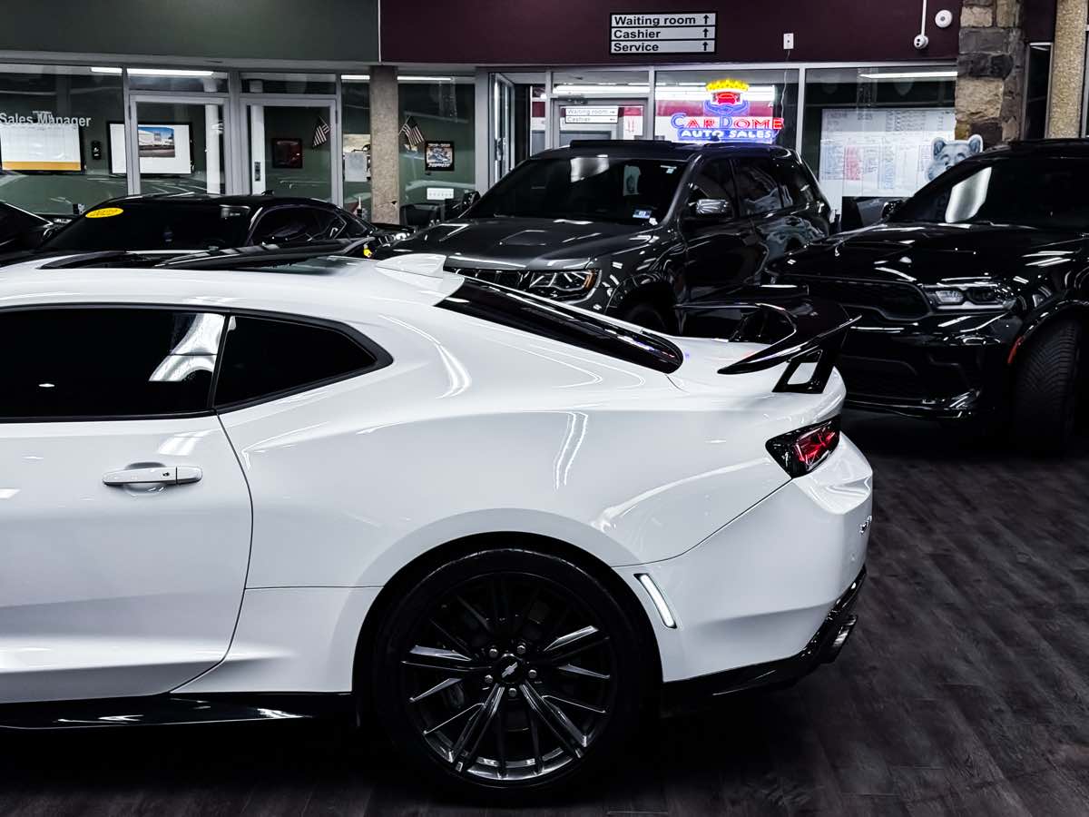 2017 Chevrolet Camaro ZL1 photo 7