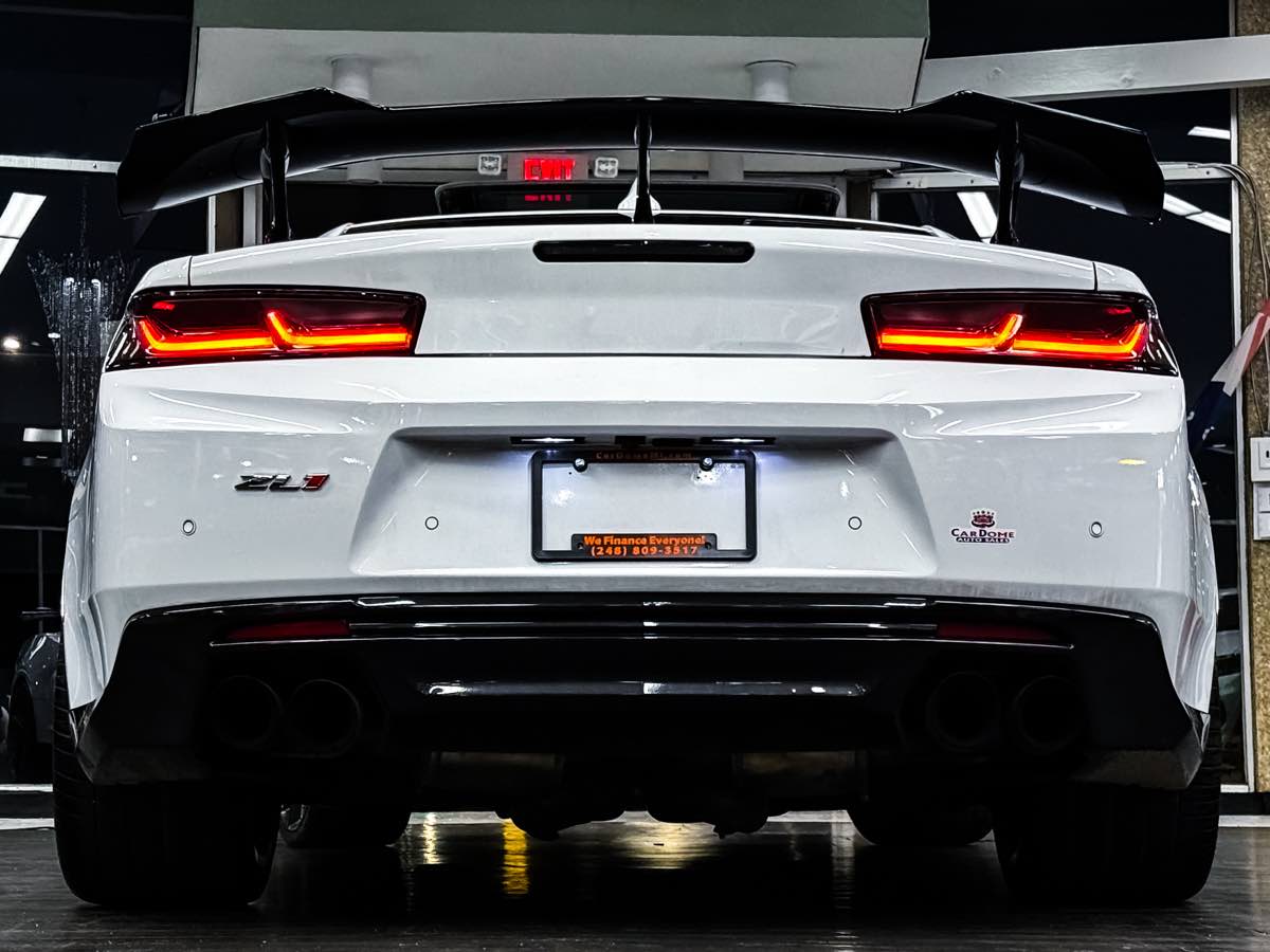 2017 Chevrolet Camaro ZL1 photo 9