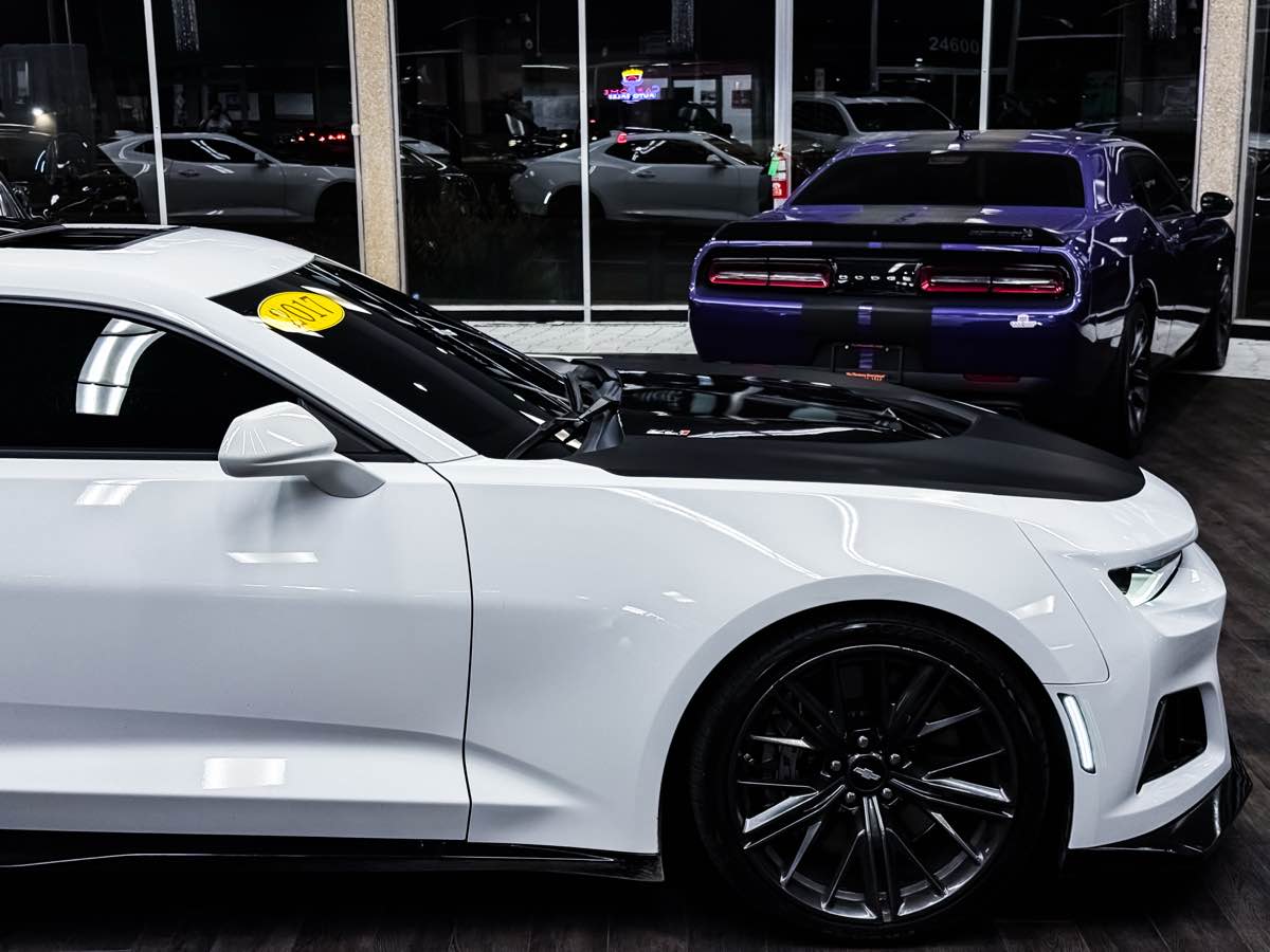 2017 Chevrolet Camaro ZL1 photo 13