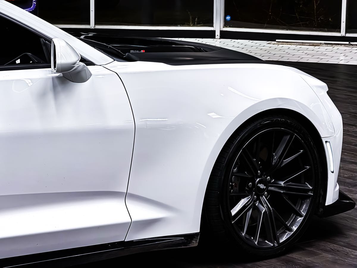 2017 Chevrolet Camaro ZL1 photo 15