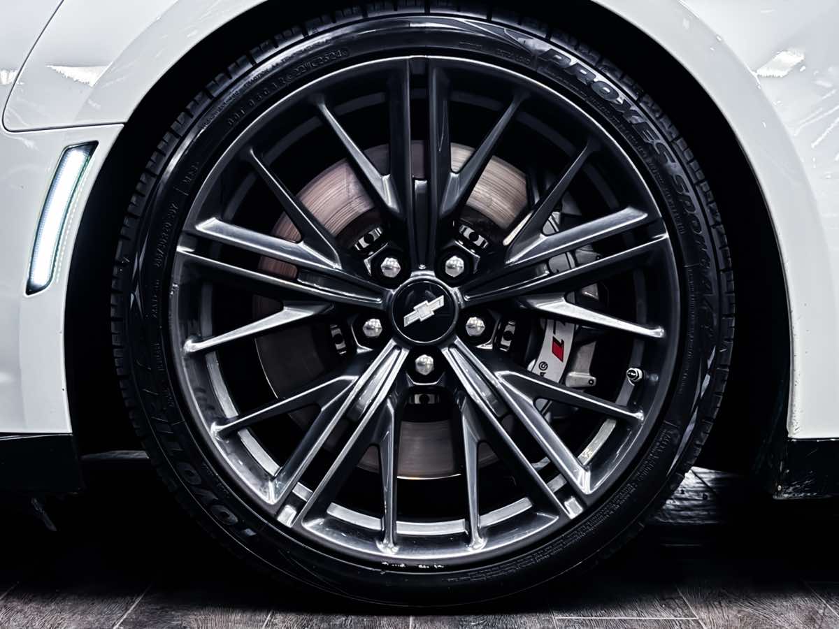2017 Chevrolet Camaro ZL1 photo 17