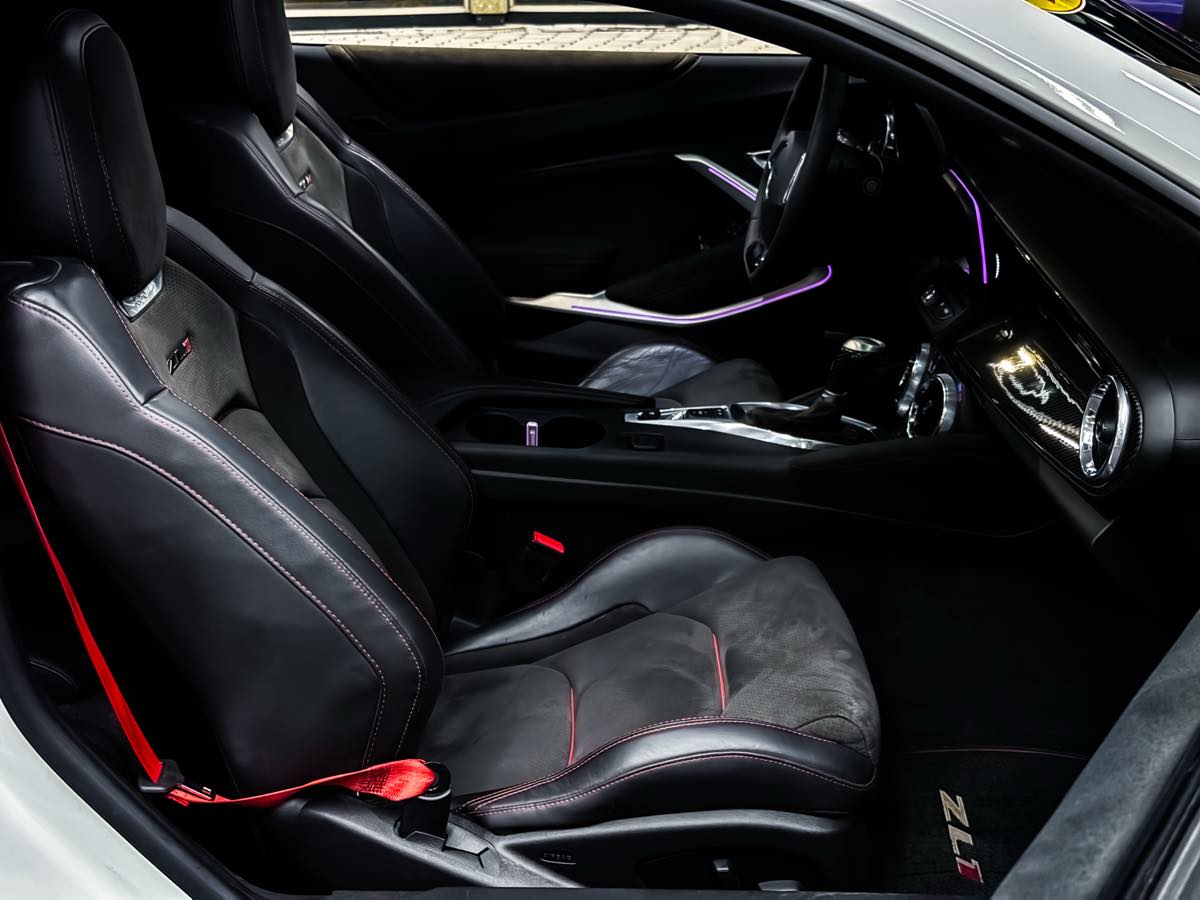 2017 Chevrolet Camaro ZL1 photo 25
