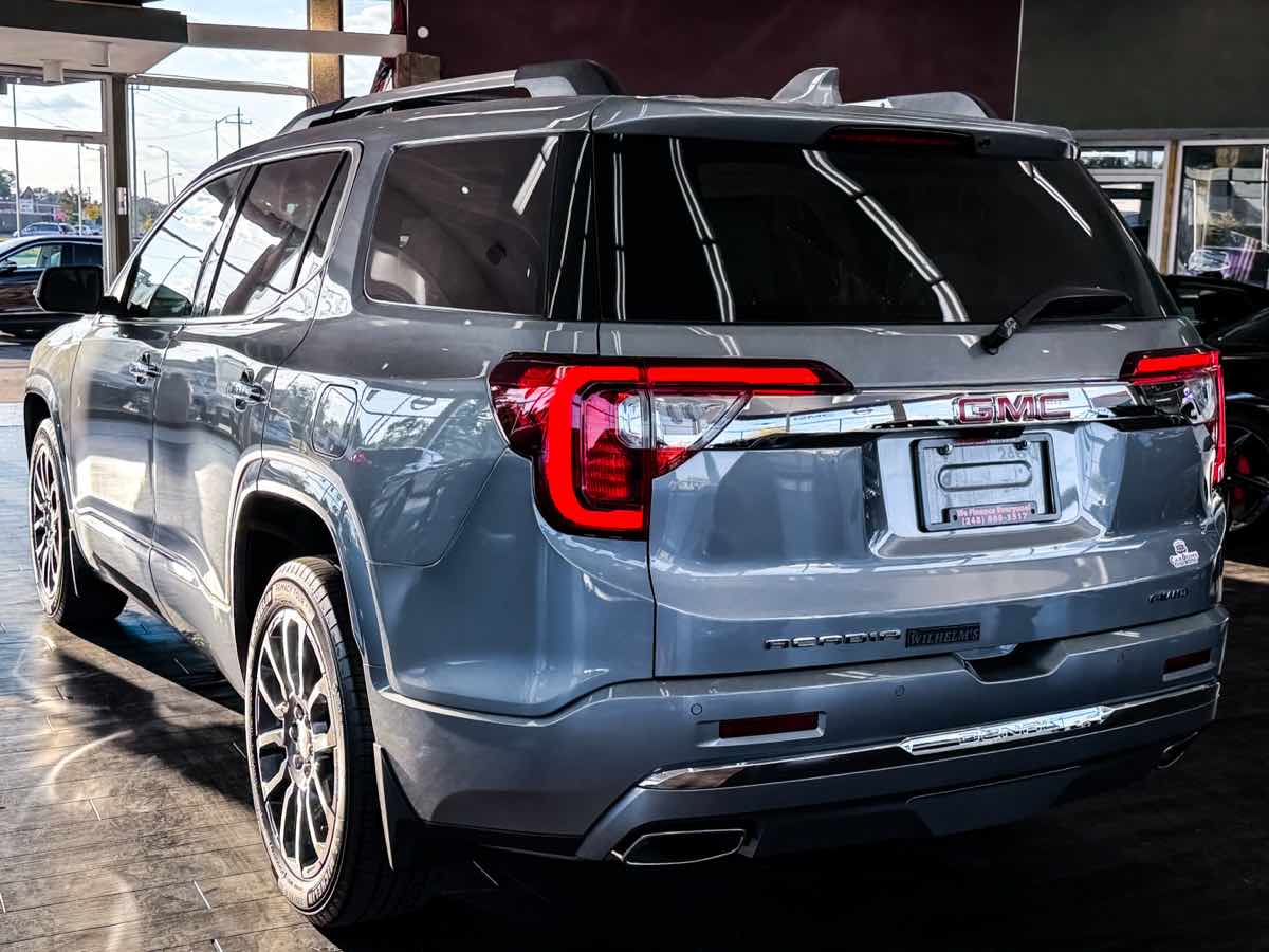 2023 Gmc Acadia Denali photo 5