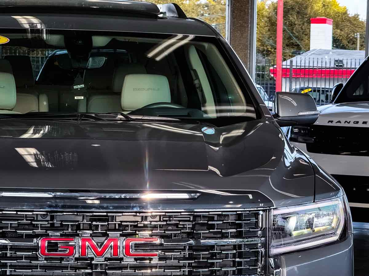 2023 Gmc Acadia Denali photo 11