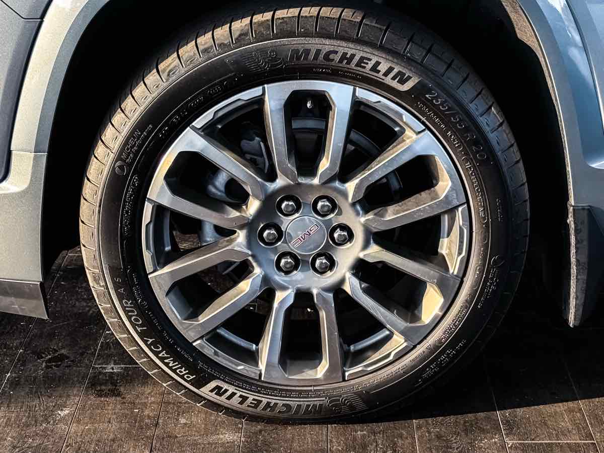 2023 Gmc Acadia Denali photo 12