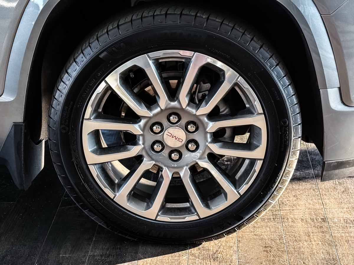 2023 Gmc Acadia Denali photo 15