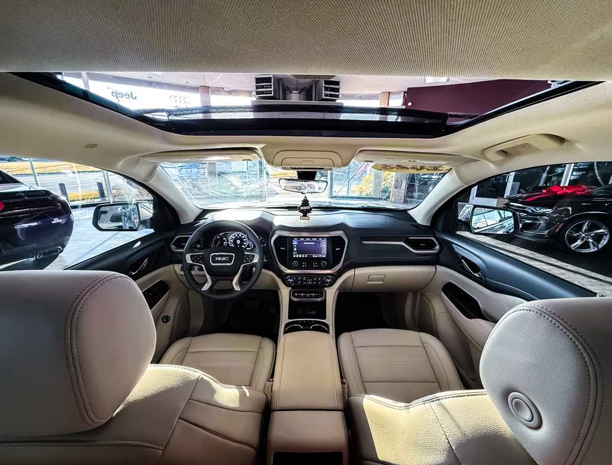 2023 Gmc Acadia Denali photo 24