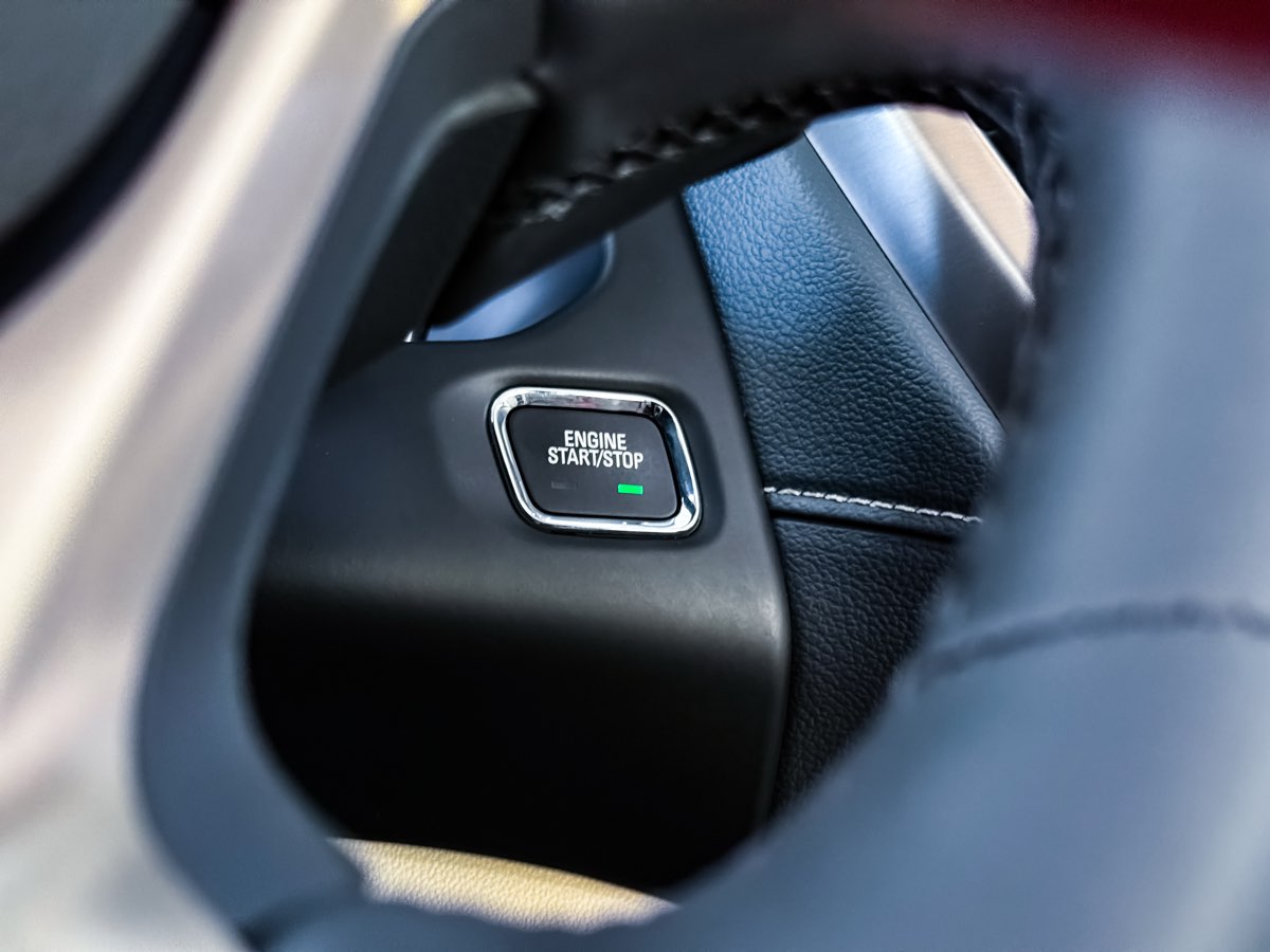 2023 Gmc Acadia Denali photo 32