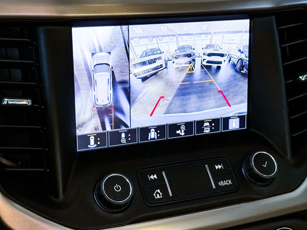 2023 Gmc Acadia Denali photo 39