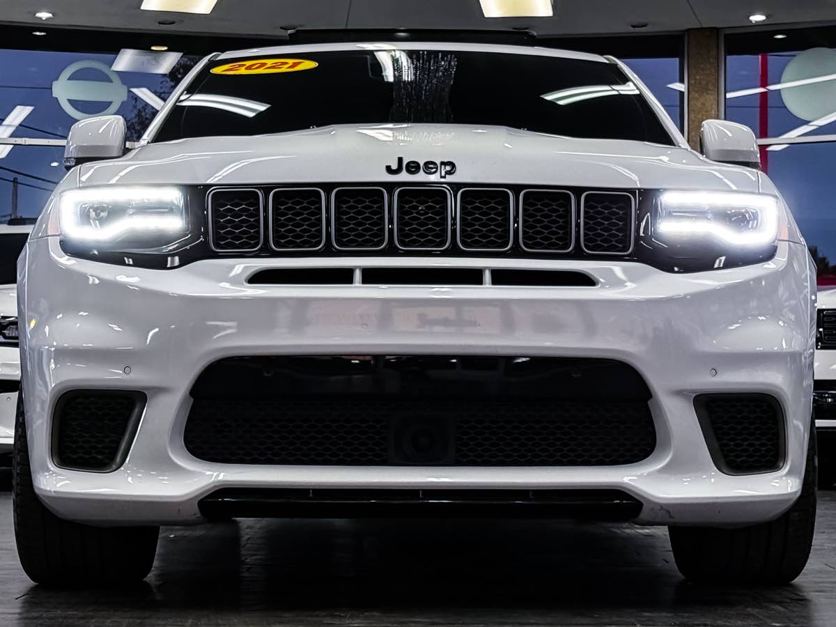 2021 Jeep Grand Cherokee Trackhawk photo 4