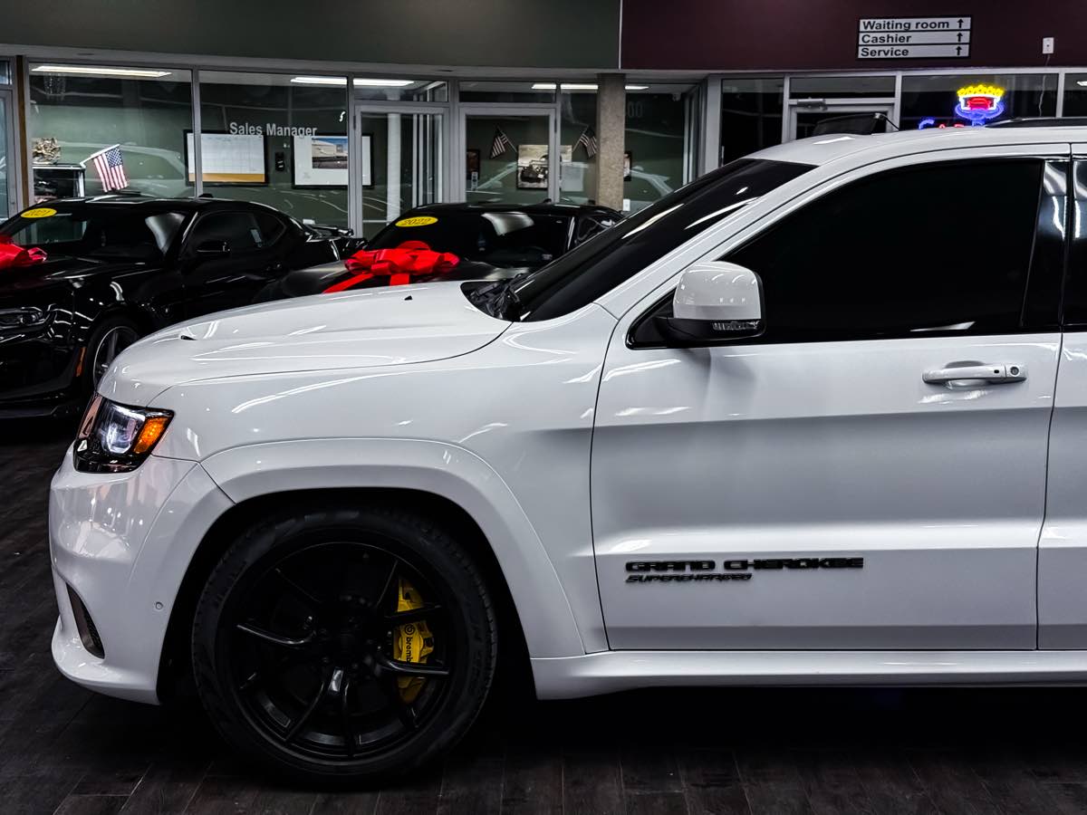 2021 Jeep Grand Cherokee Trackhawk photo 7
