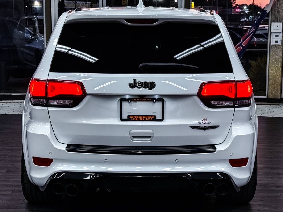 2021 Jeep Grand Cherokee Trackhawk photo 11