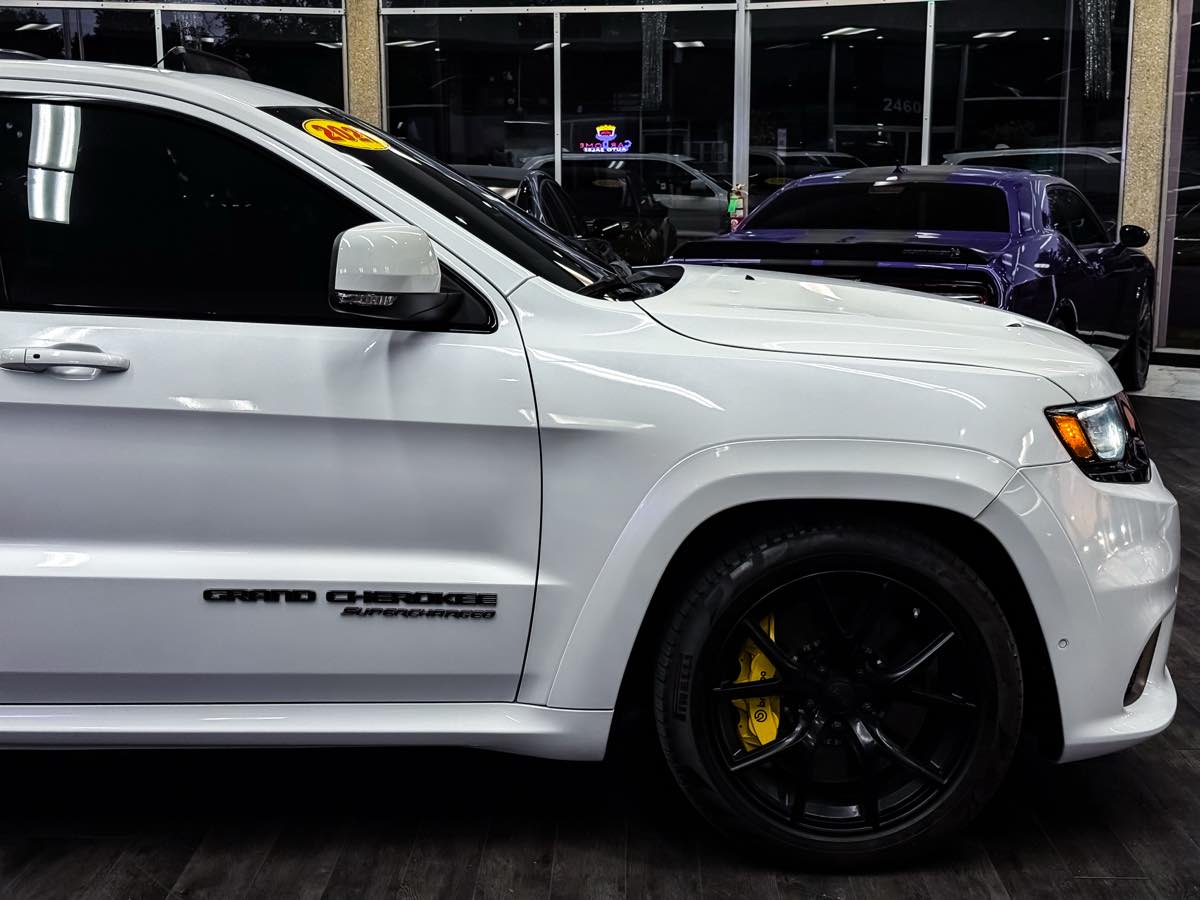 2021 Jeep Grand Cherokee Trackhawk photo 14