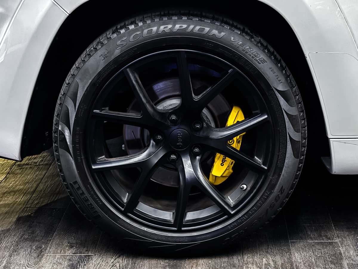 2021 Jeep Grand Cherokee Trackhawk photo 20
