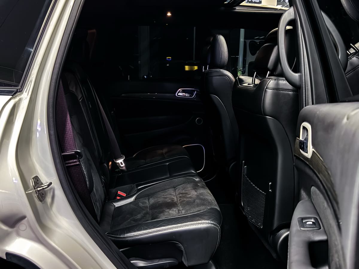 2021 Jeep Grand Cherokee Trackhawk photo 26