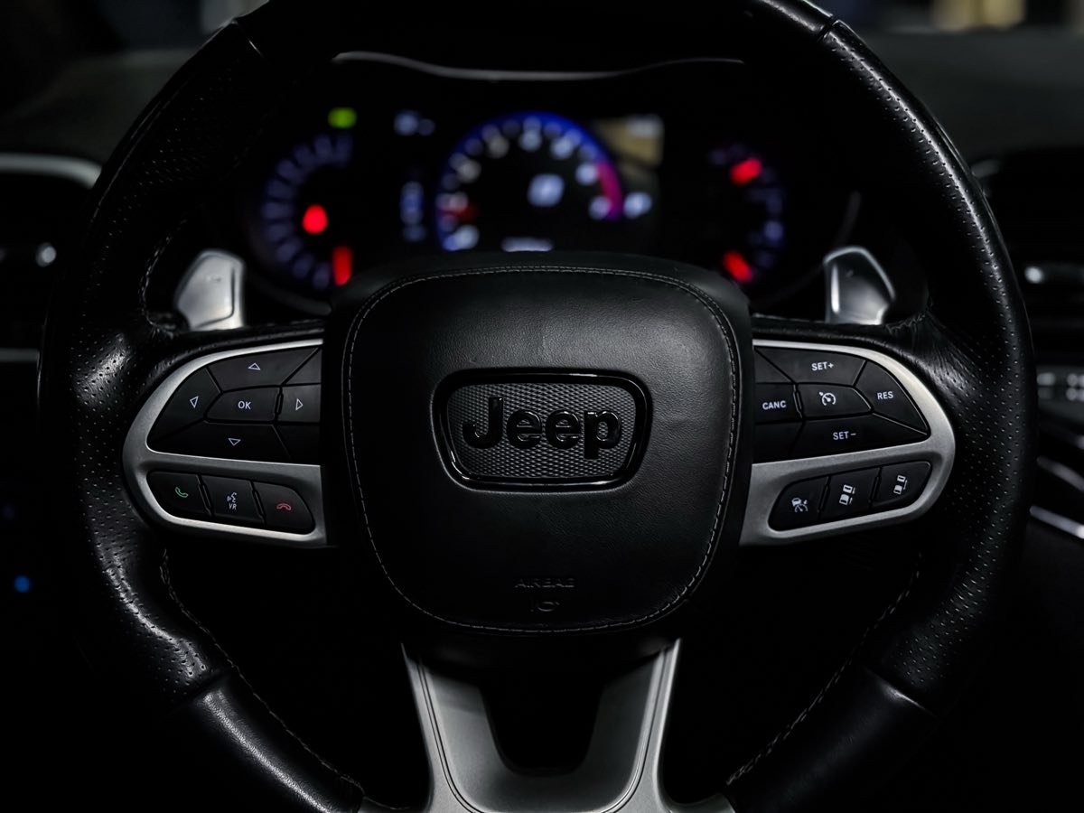2021 Jeep Grand Cherokee Trackhawk photo 32